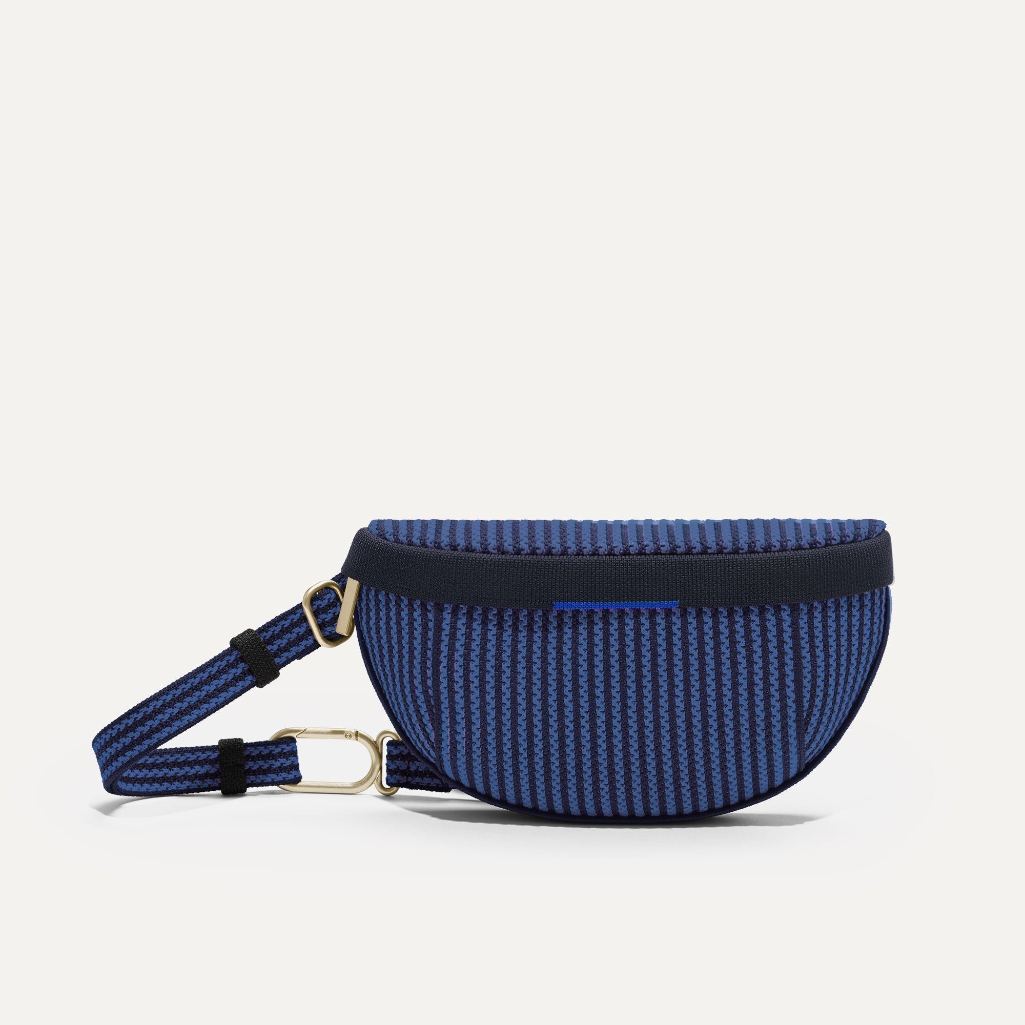 The Casual Sling